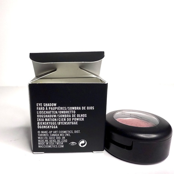 MAC Eye Shadow Expensive Pink - Picture 9 of 10